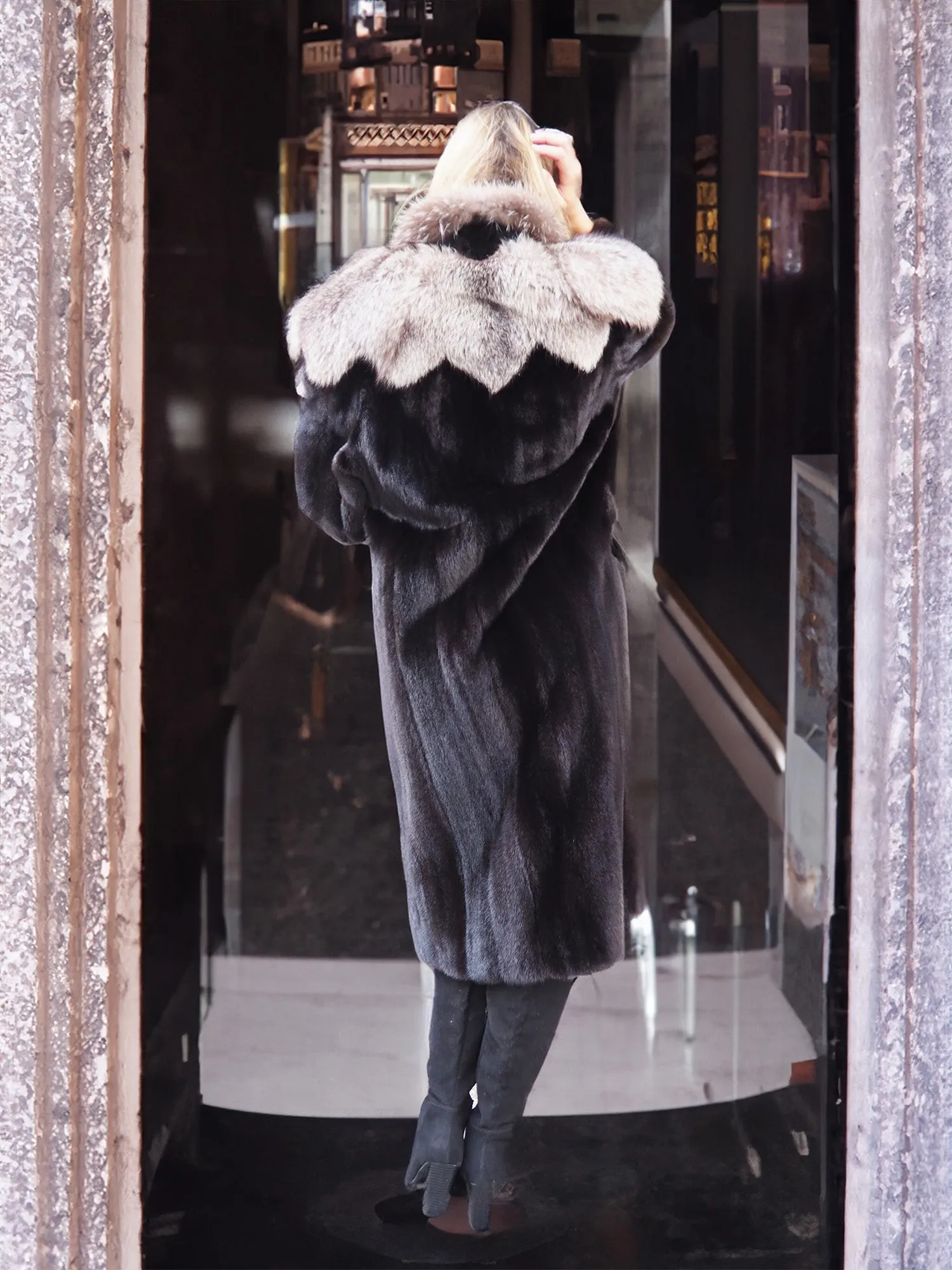 American Legened Black Mink Coat With Indigo Fox Cape Collar M/L