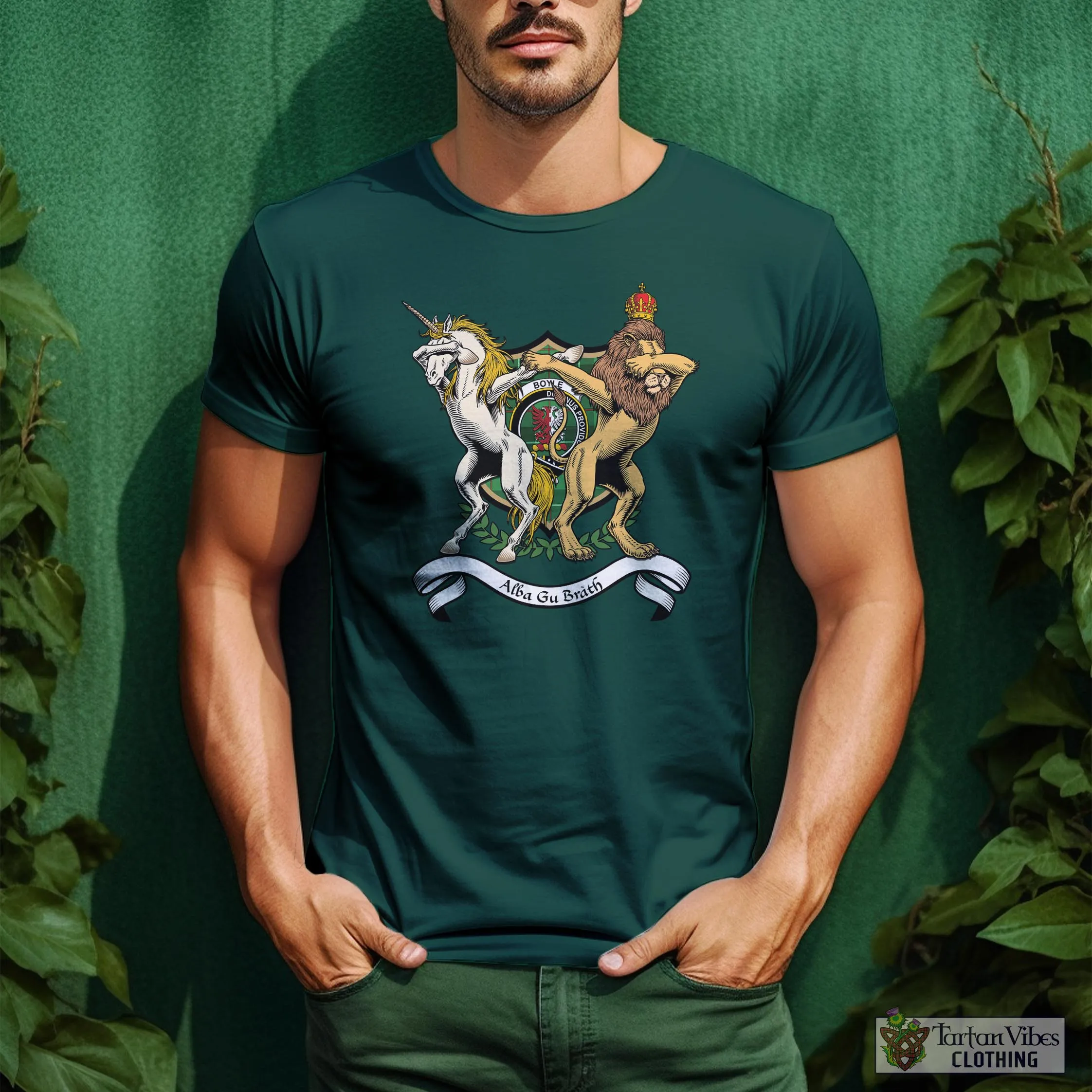 Boyle Family Crest Cotton Men's T-Shirt with Scotland Royal Coat Of Arm Funny Style