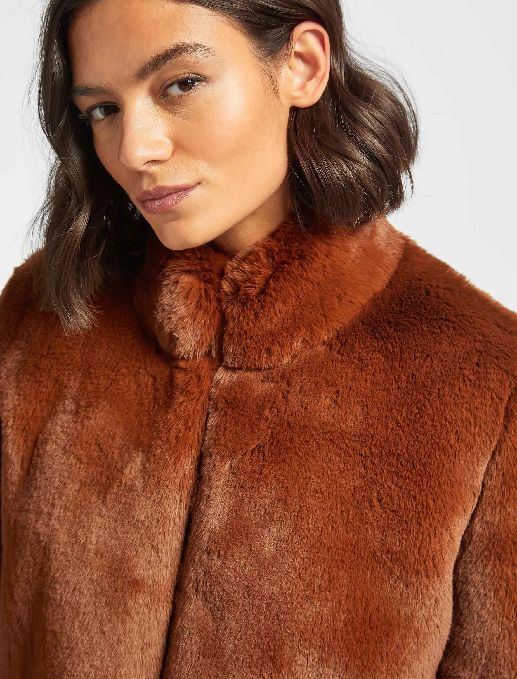 Carly Cropped Faux Fur Coat - Chestnut Brown