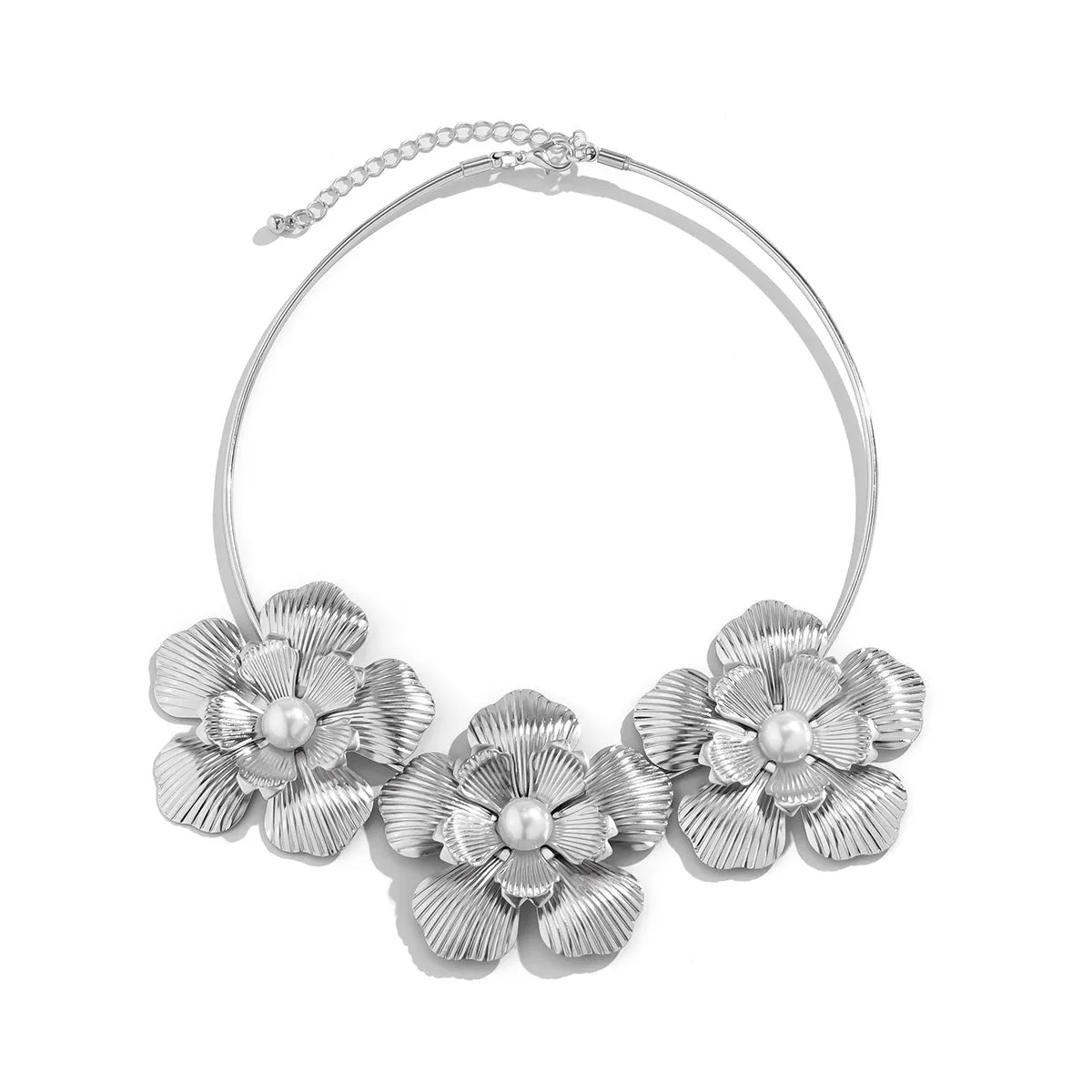 Exaggerated Metal Flower Choker Necklace with Imitation Pearls and Micro Inlay for Women