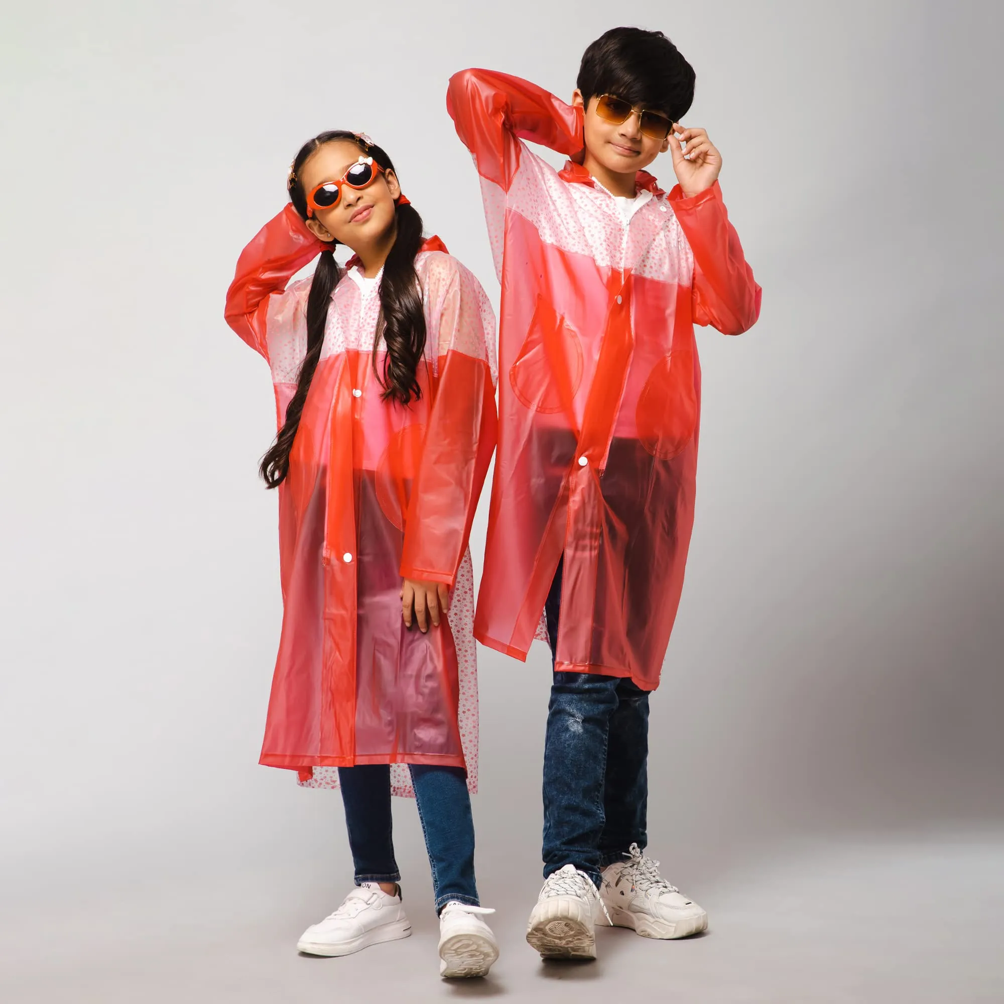 THE CLOWNFISH Drip Dude Series Unisex Kids Waterproof Single Layer PVC Longcoat/Raincoat with Adjustable Hood. Age-3-4 Years (Rose Red)