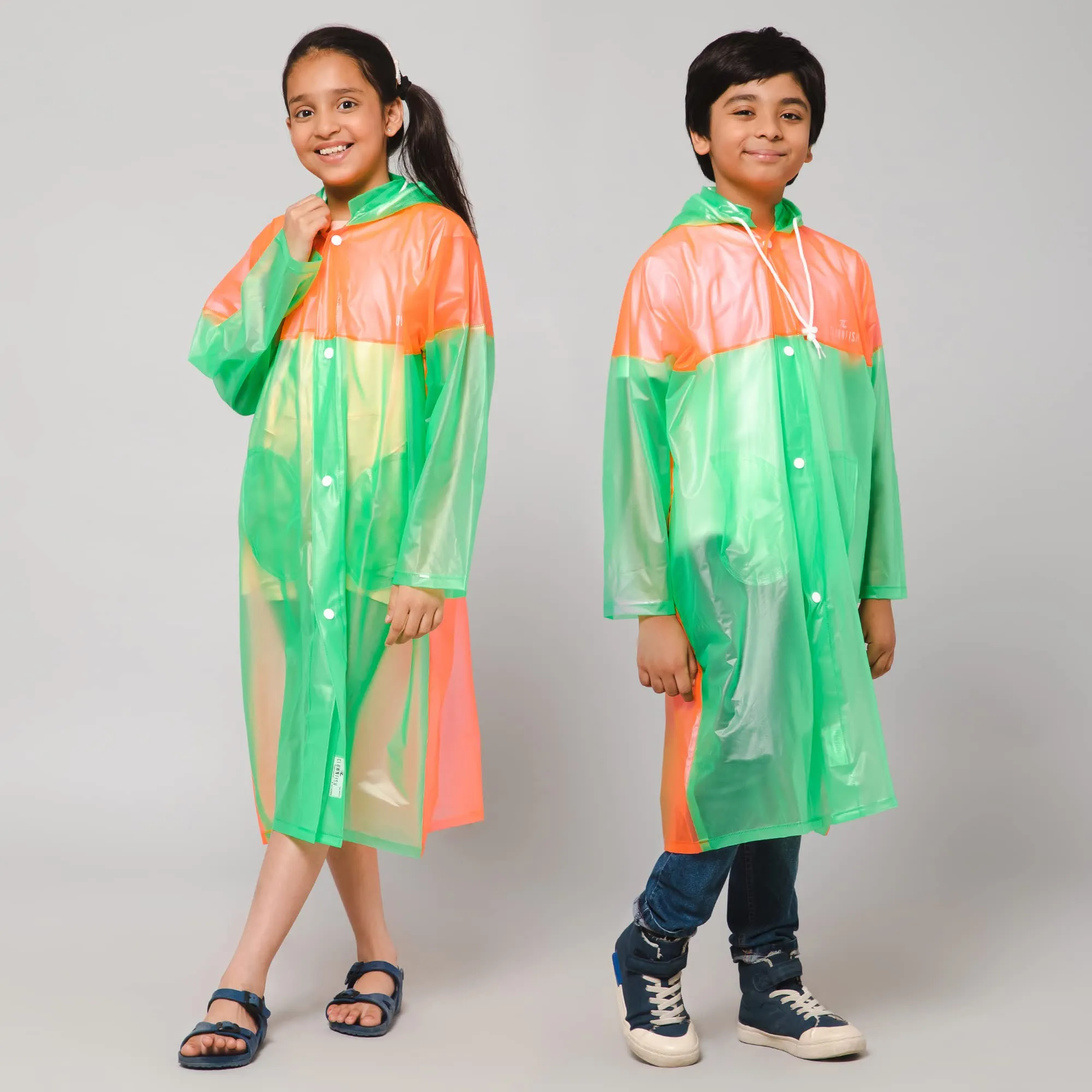 THE CLOWNFISH Puddle Jumper Series Unisex Kids Waterproof Single Layer PVC Longcoat/Raincoat with Adjustable Hood. Age-5-6 Years (Fluoroscent Green)