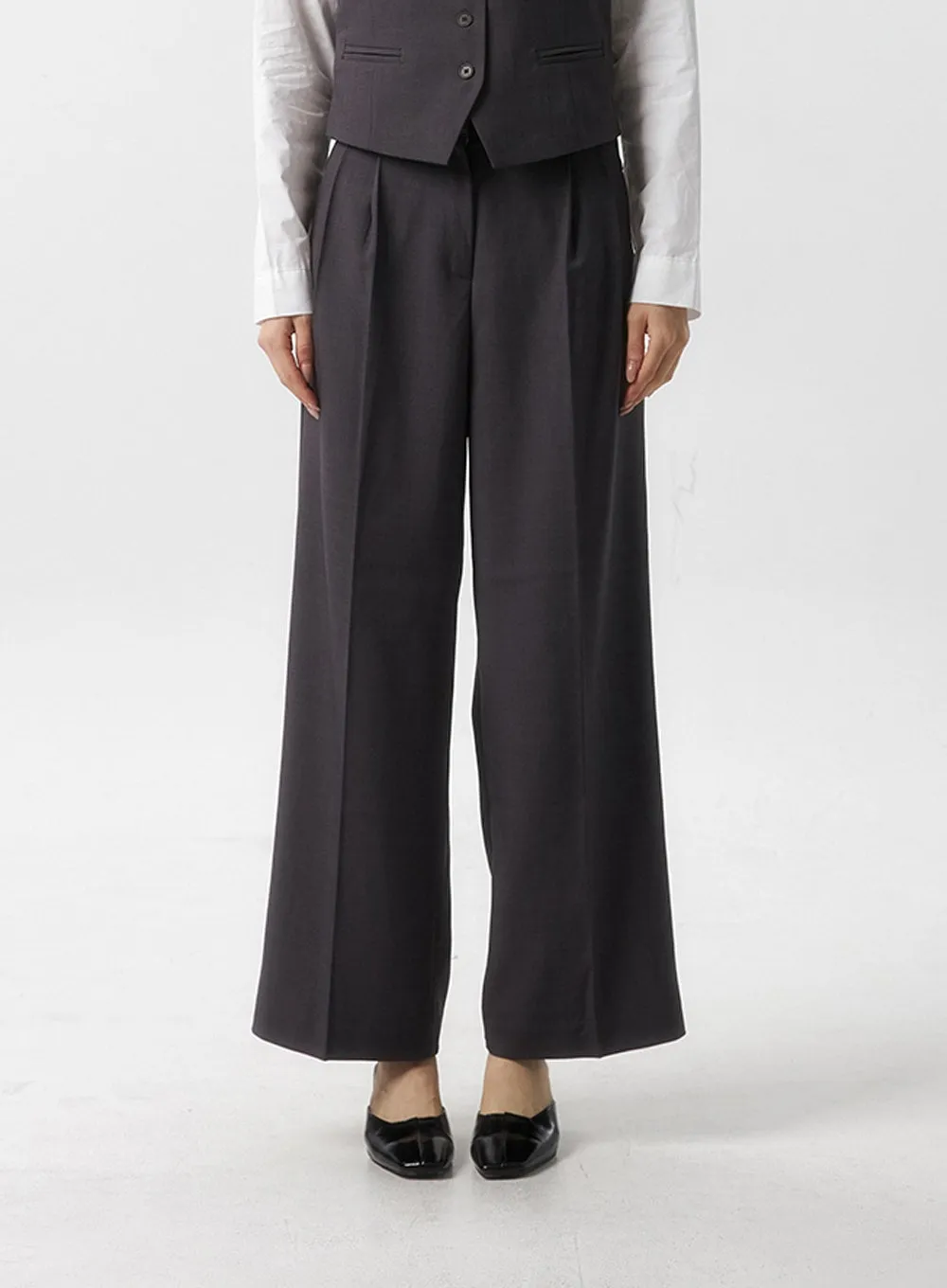 Wide Fit Tailored Pants IS315